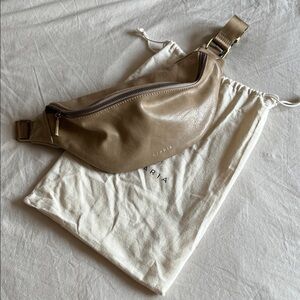 Azaria Amie Fanny Pack in Taupe